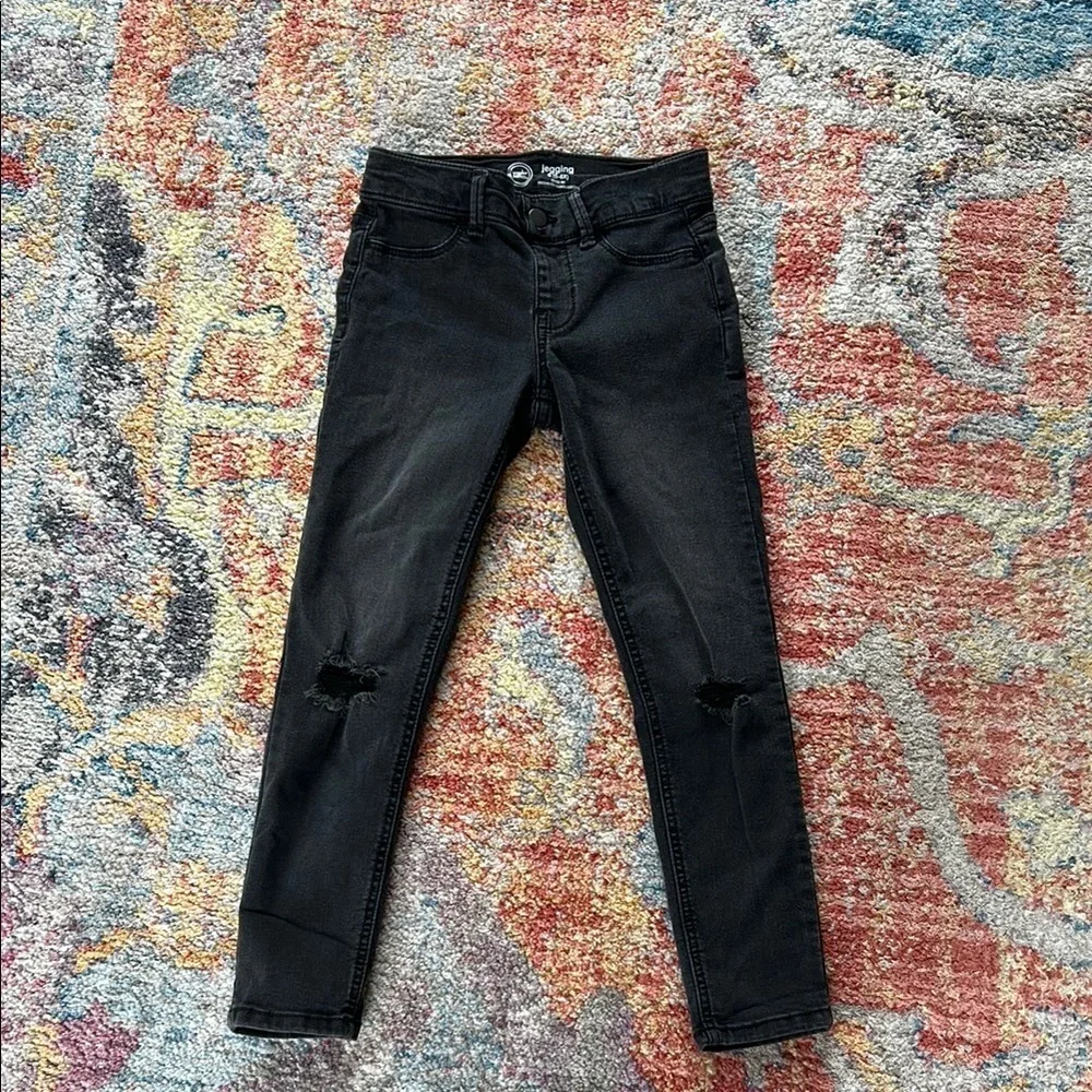 2 Pairs Girl’s Jeans - Blue and Black 6X